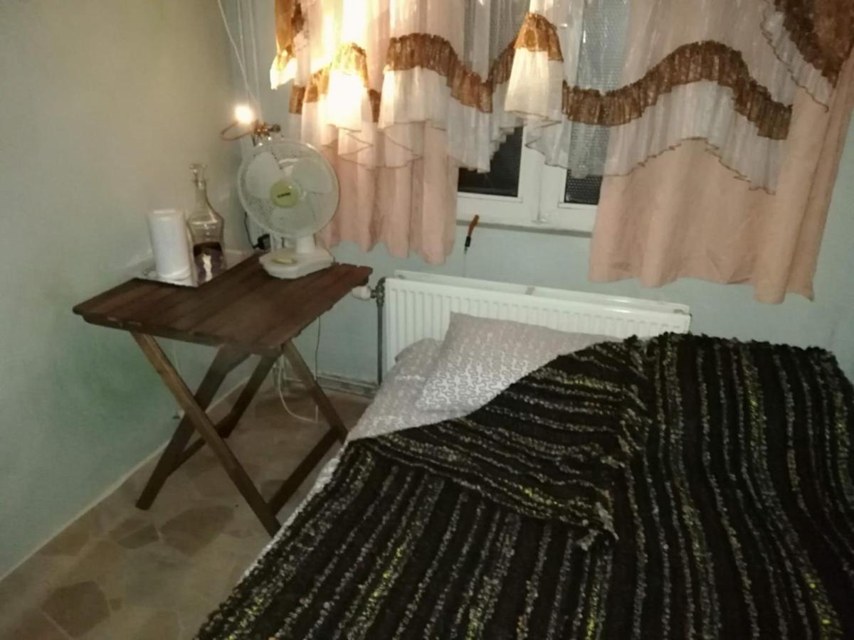 Room In Studio - Studio Nearby Central Station Antwerpia Zewnętrze zdjęcie